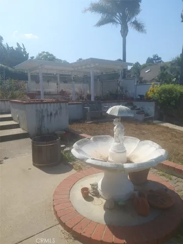 yard fountain