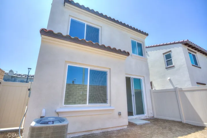 202 Bonita Lane, Rialto, California 92376