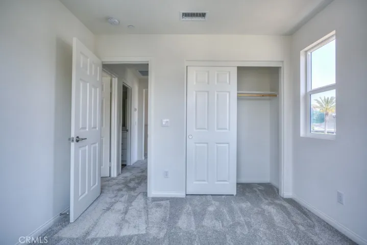 202 Bonita Lane, Rialto, California 92376