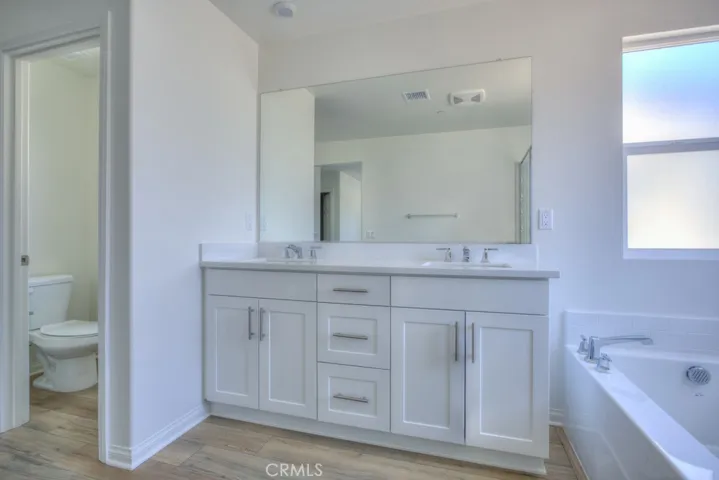 202 Bonita Lane, Rialto, California 92376