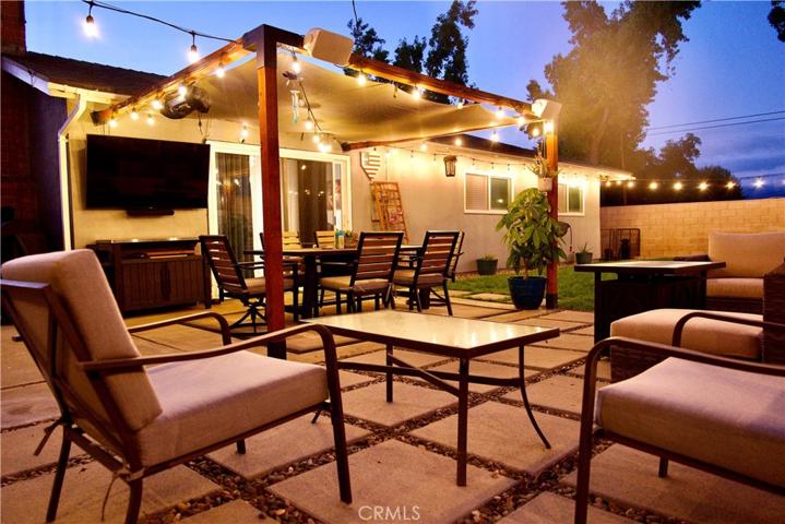 1394 Cloverglen Drive, Valinda, California 91744