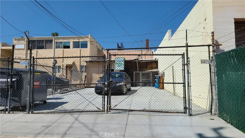 3860 E Colorado Boulevard, Pasadena, California 91107