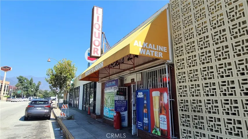 3860 E Colorado Boulevard, Pasadena, California 91107