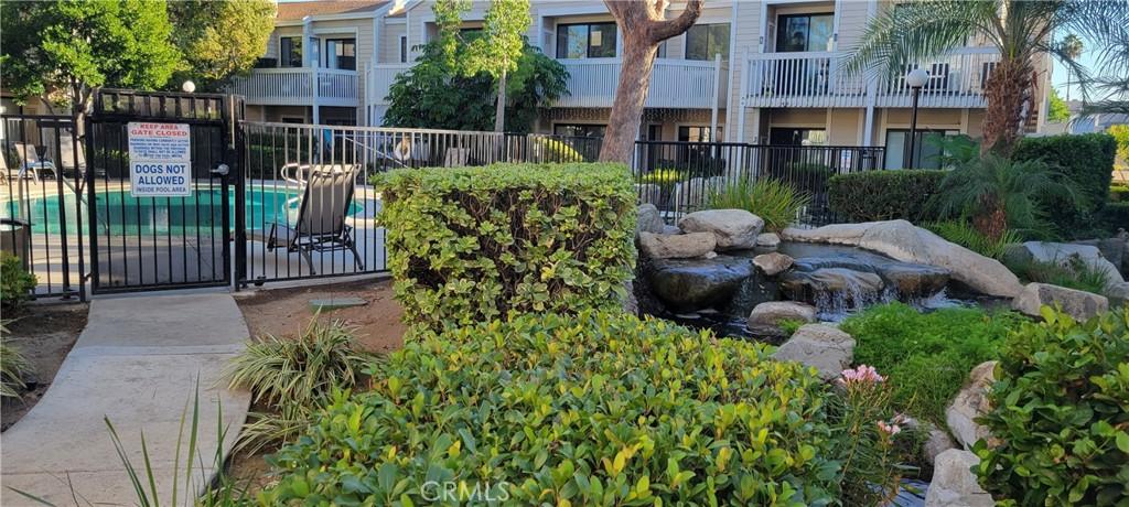 4900 N Grand Avenue Unit 306, Covina, California 91724