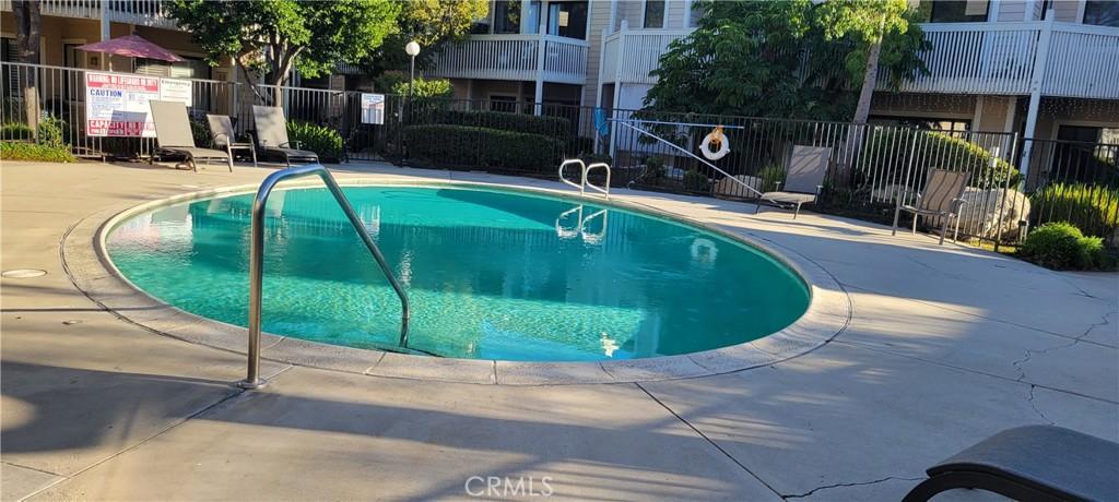 4900 N Grand Avenue Unit 306, Covina, California 91724