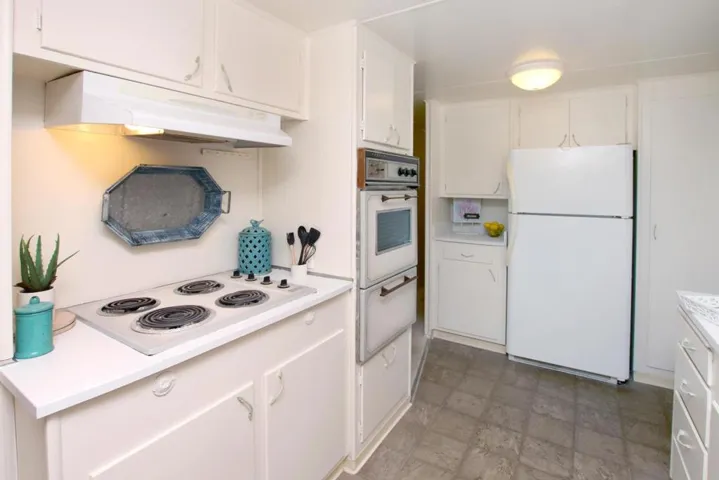 1555 Merrill Street, Santa Cruz, California 95062