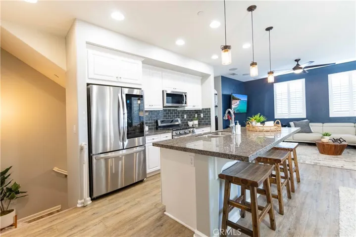 44146 Calle Ciuita, Temecula, California 92592