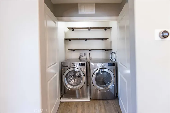 2nd floor laundry area