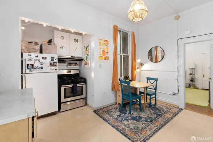 407 Lyon Street, San Francisco, California 94117