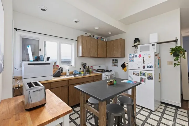407 Lyon Street, San Francisco, California 94117