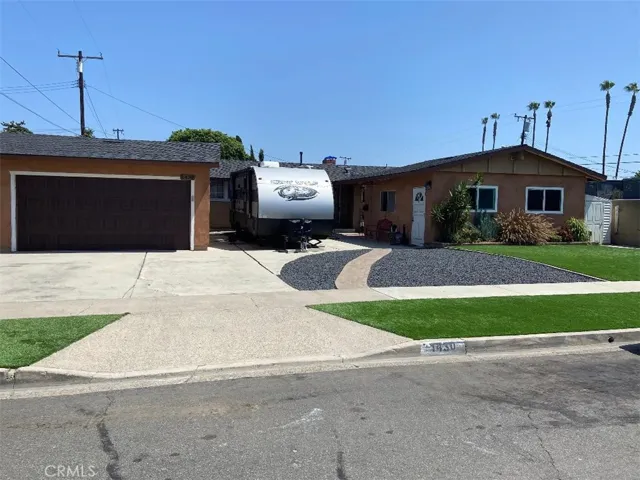 Did we say space for a Motor Home....