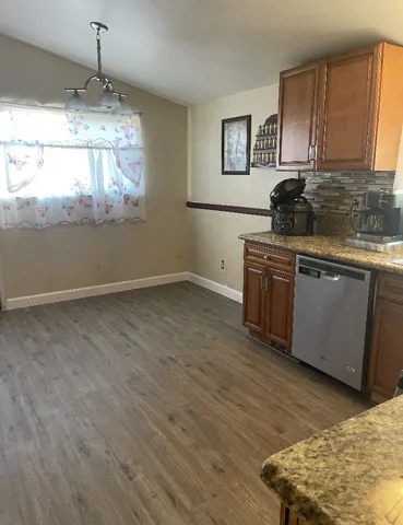 Dining Area...