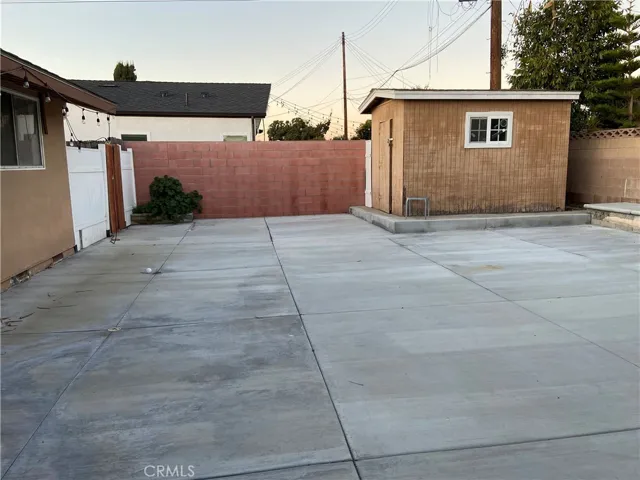 Rear Entertainment Patio