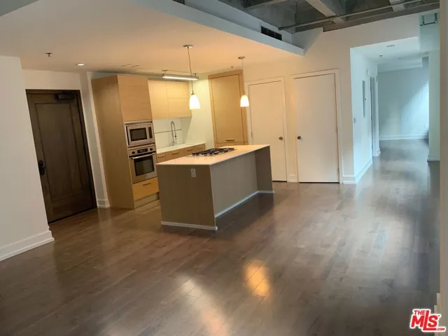727 W 7th Street Unit 1022, Los Angeles, California 90017