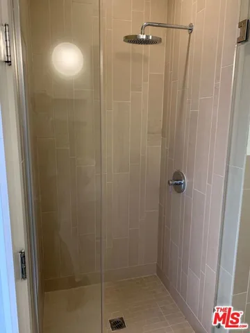 727 W 7th Street Unit 303, Los Angeles, California 90017
