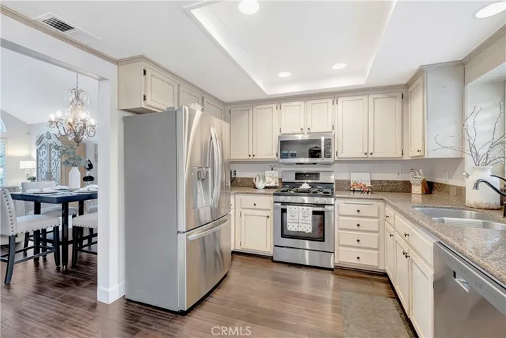 3148 Huckleberry Drive, Corona, California 92882