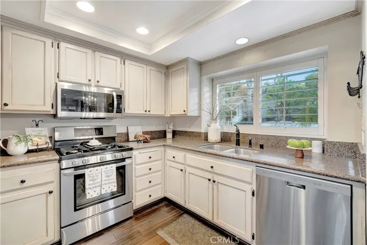 3148 Huckleberry Drive, Corona, California 92882
