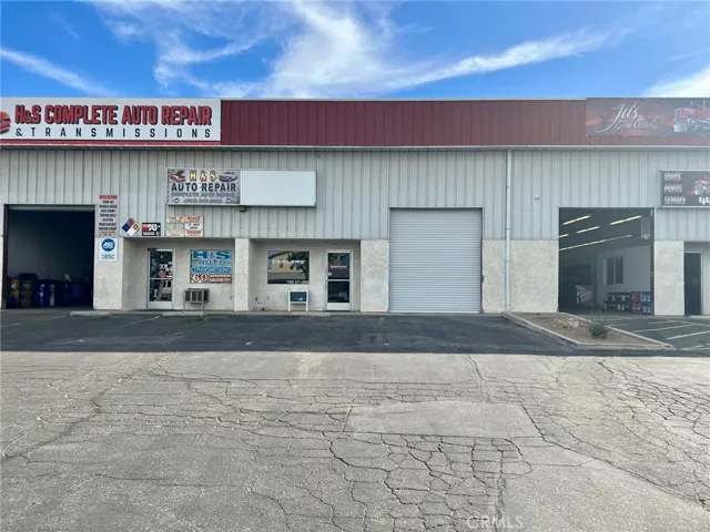 16701 Walnut Street E, Hesperia, California 92345