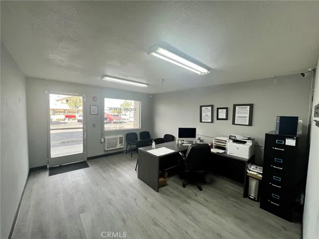 16701 Walnut Street E, Hesperia, California 92345