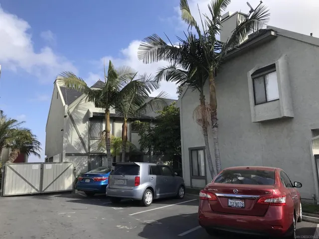 627 13th St 17, San Diego, California 92154