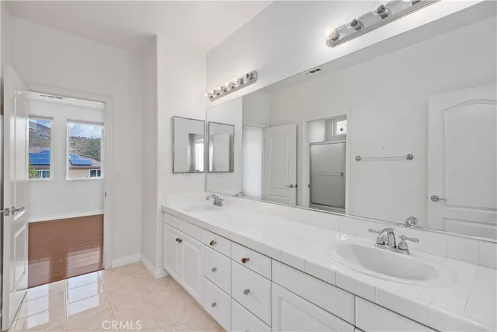 29150 Sherman Place, Canyon Country, California 91387