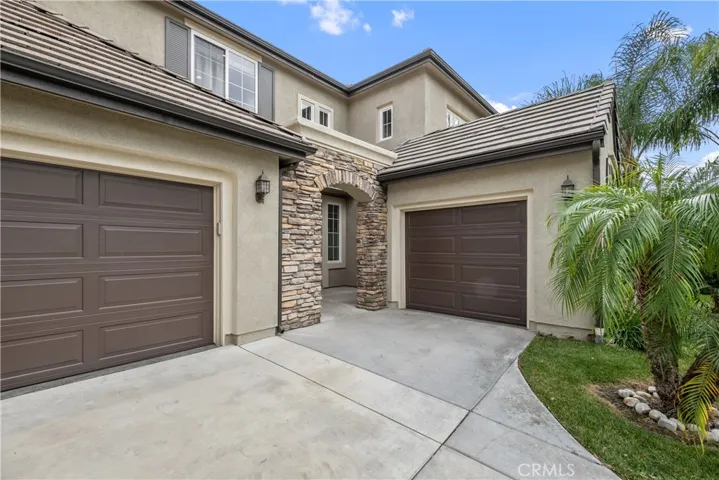 3rd garage, could be used as ADU/Casita