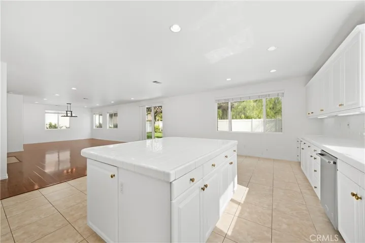 29150 Sherman Place, Canyon Country, California 91387