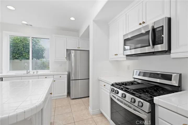 29150 Sherman Place, Canyon Country, California 91387
