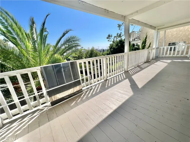 285 Dolphin Way, Laguna Beach, California 92651