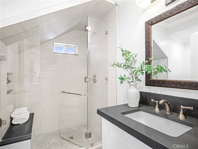 1577 Miramar Drive, Newport Beach, California 92661