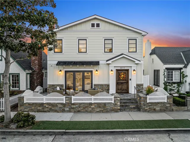 1577 Miramar Drive, Newport Beach, California 92661
