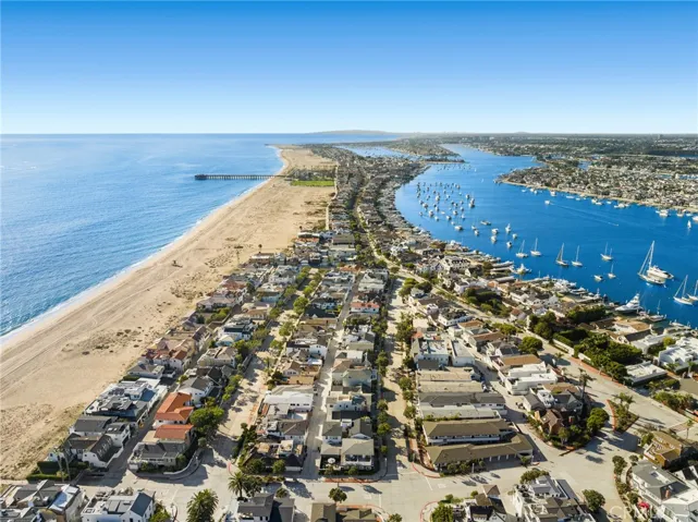1577 Miramar Drive, Newport Beach, California 92661