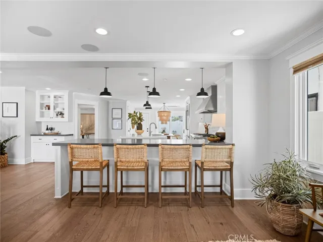 1577 Miramar Drive, Newport Beach, California 92661