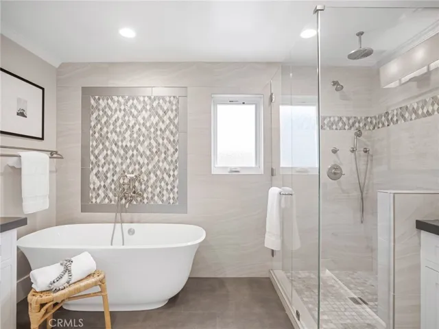1577 Miramar Drive, Newport Beach, California 92661