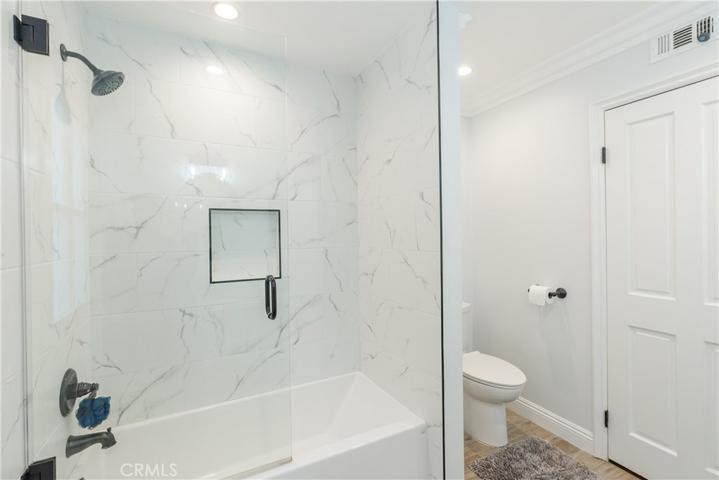 5631 Hurford Court, Agoura Hills, California 91301