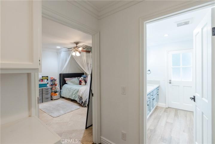 5631 Hurford Court, Agoura Hills, California 91301