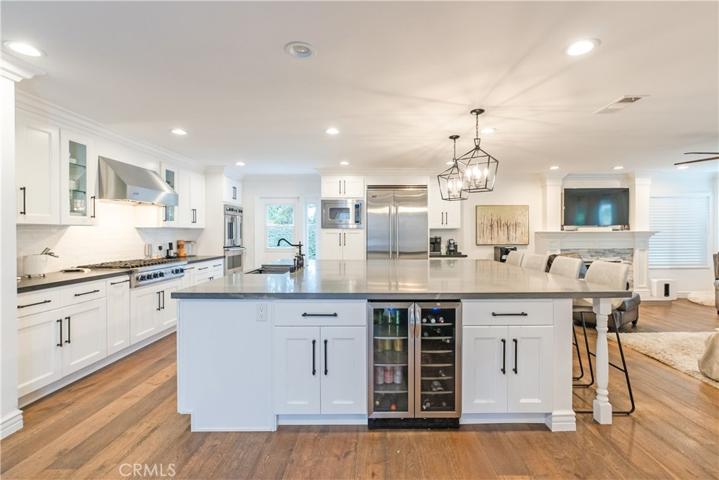 5631 Hurford Court, Agoura Hills, California 91301