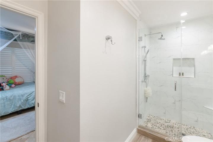5631 Hurford Court, Agoura Hills, California 91301