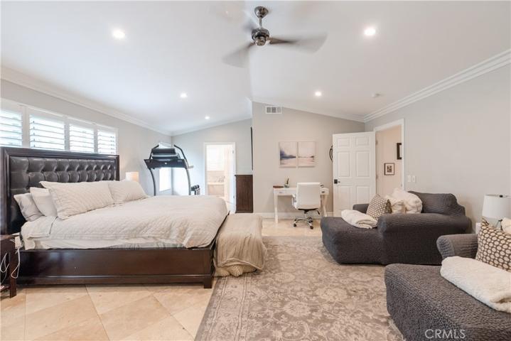 5631 Hurford Court, Agoura Hills, California 91301