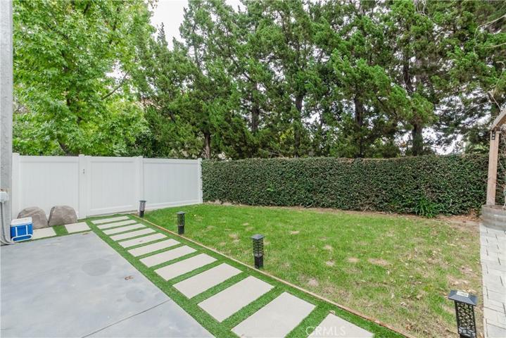5631 Hurford Court, Agoura Hills, California 91301