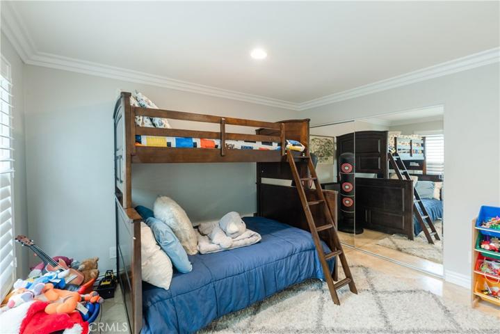 5631 Hurford Court, Agoura Hills, California 91301