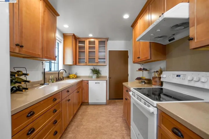 4822 Kathleen Ave, Castro Valley, California 94546