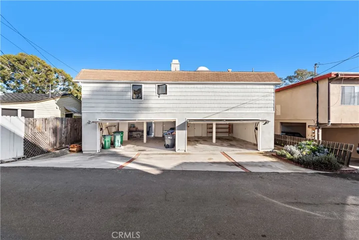 342 Poplar Street, Laguna Beach, California 92651