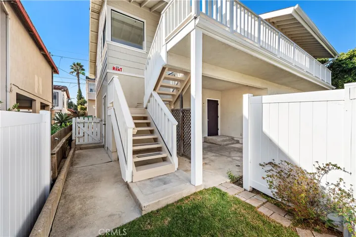 342 Poplar Street, Laguna Beach, California 92651
