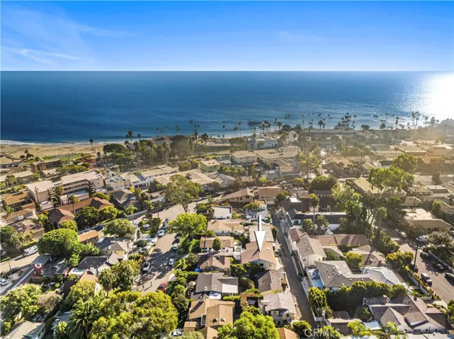342 Poplar Street, Laguna Beach, California 92651