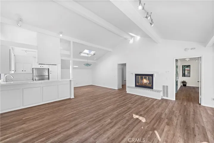 342 Poplar Street, Laguna Beach, California 92651