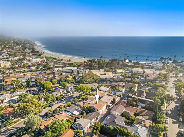 342 Poplar Street, Laguna Beach, California 92651