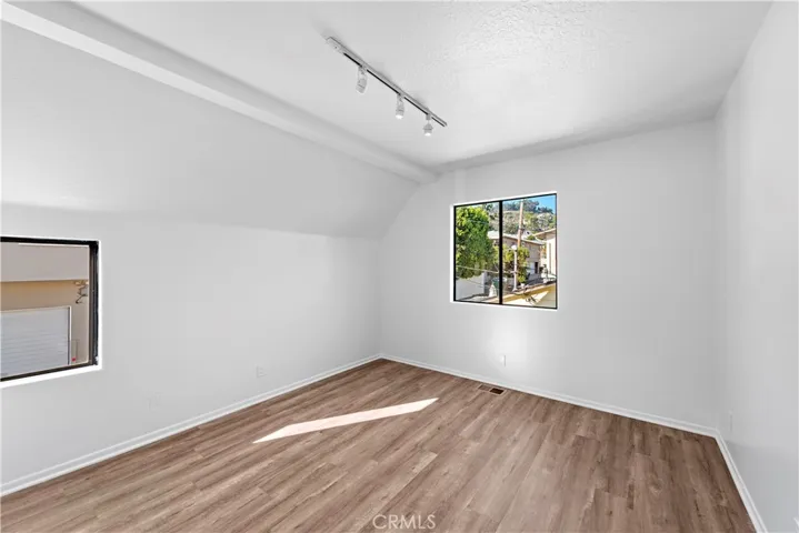 342 Poplar Street, Laguna Beach, California 92651