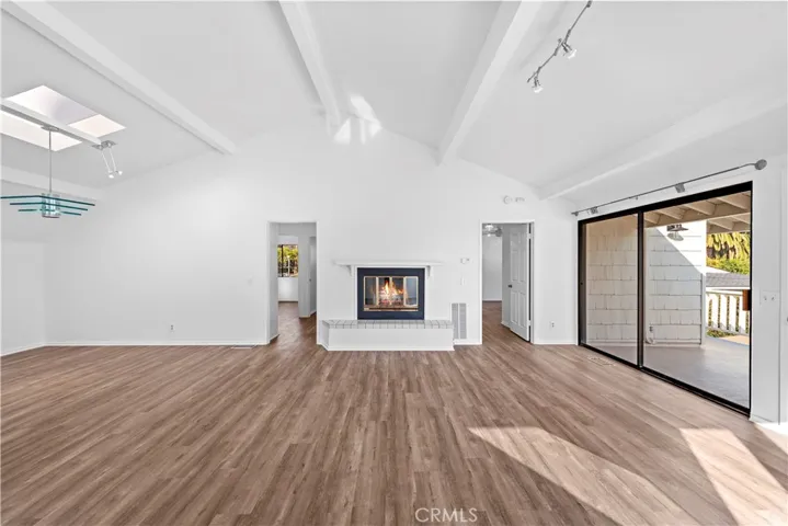 342 Poplar Street, Laguna Beach, California 92651