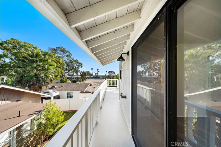 342 Poplar Street, Laguna Beach, California 92651